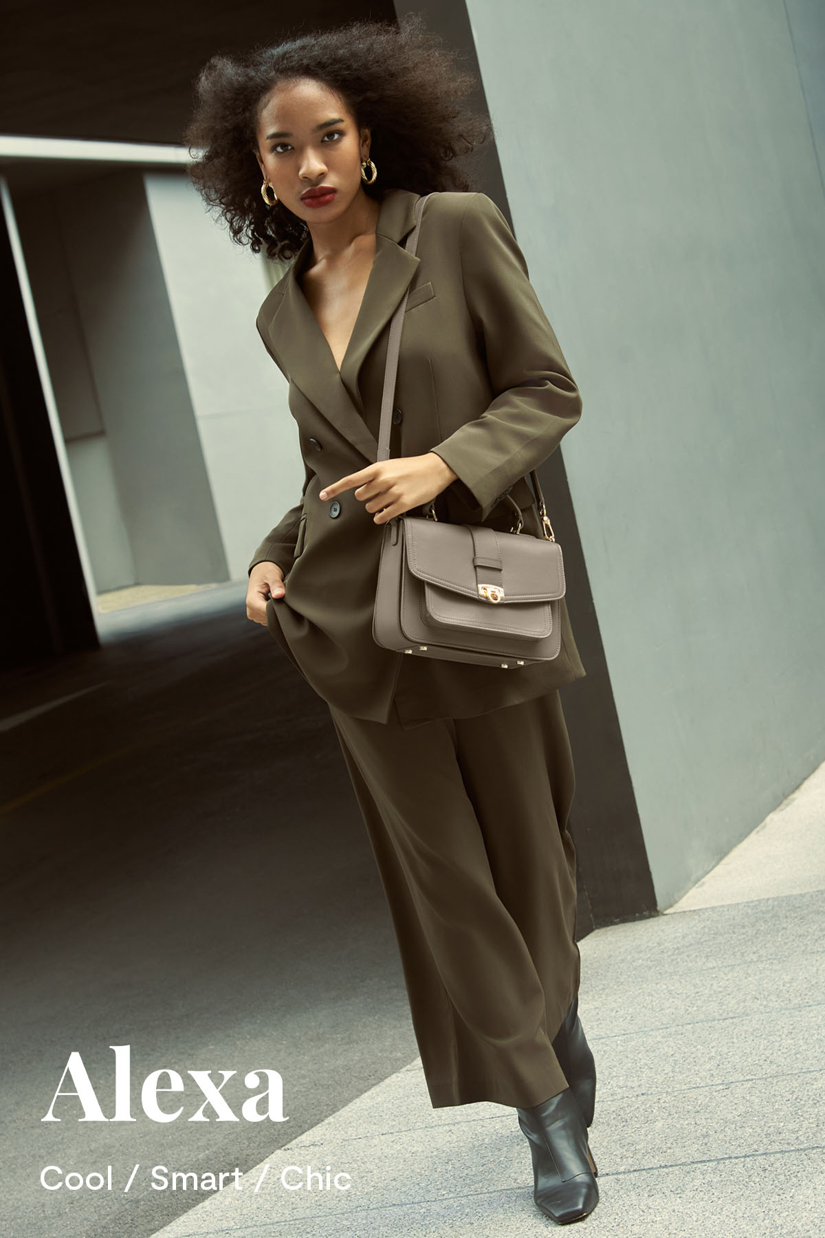 Alexa leather handbag
