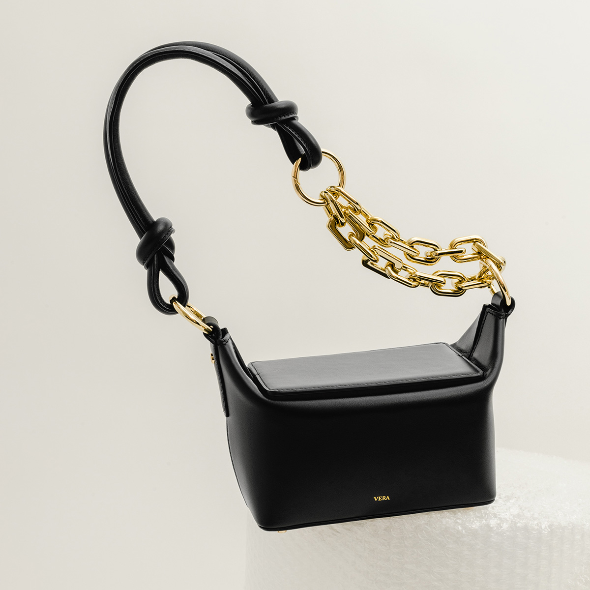 VERA COCO Box Still Life Photo