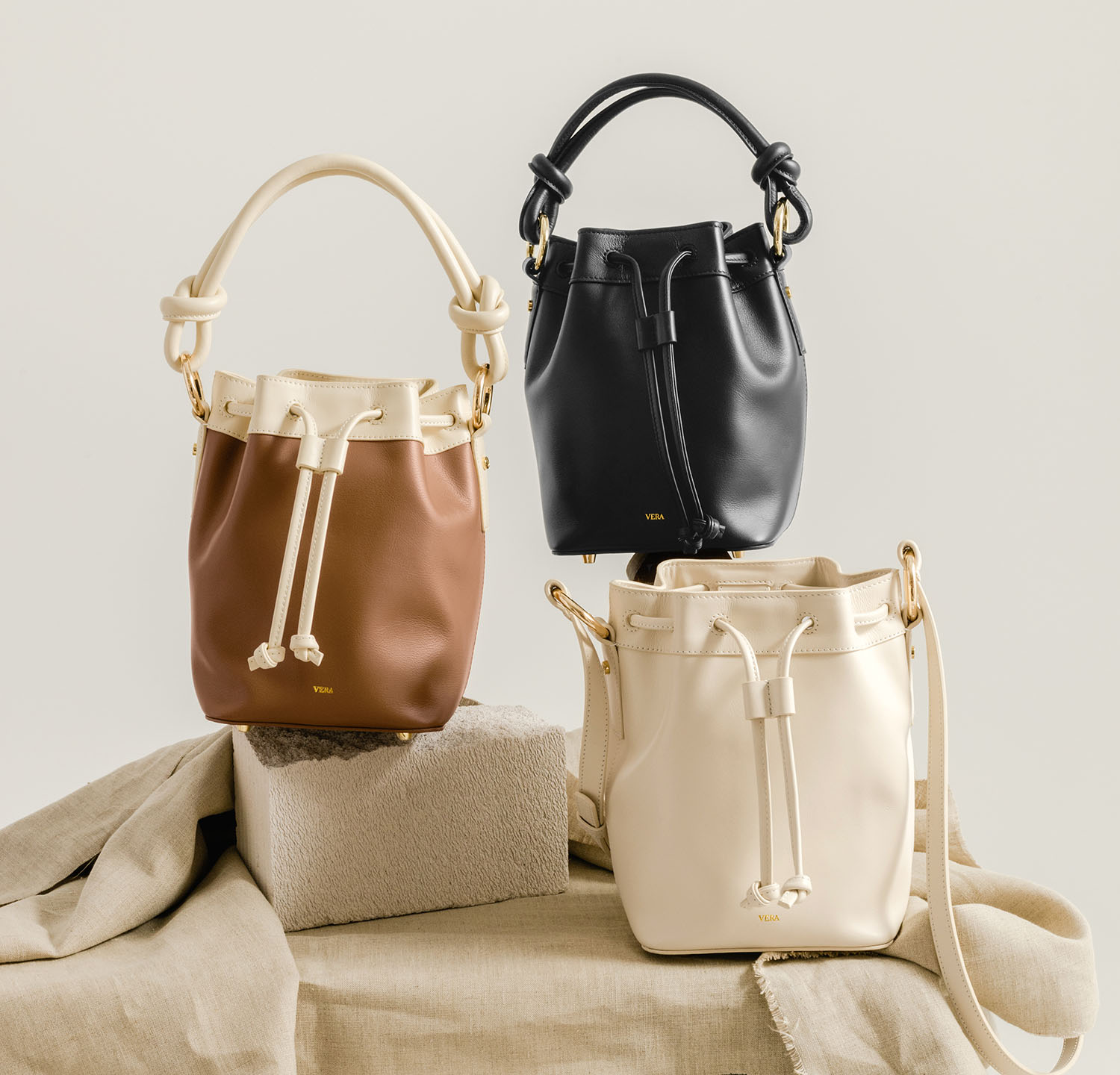 VERA Coco Bucket leather crossbody bag