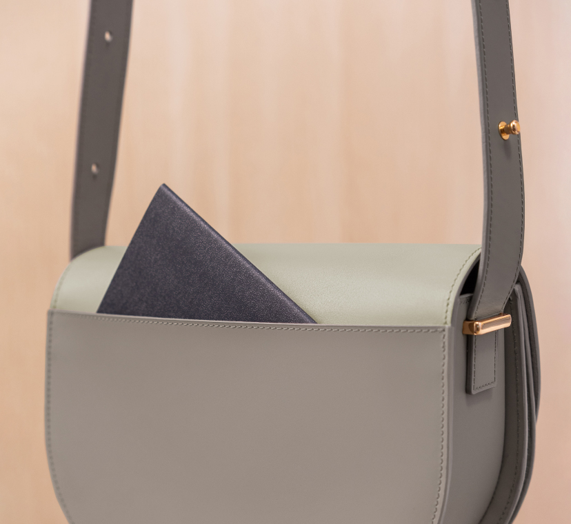Half Moon - Back Pocket