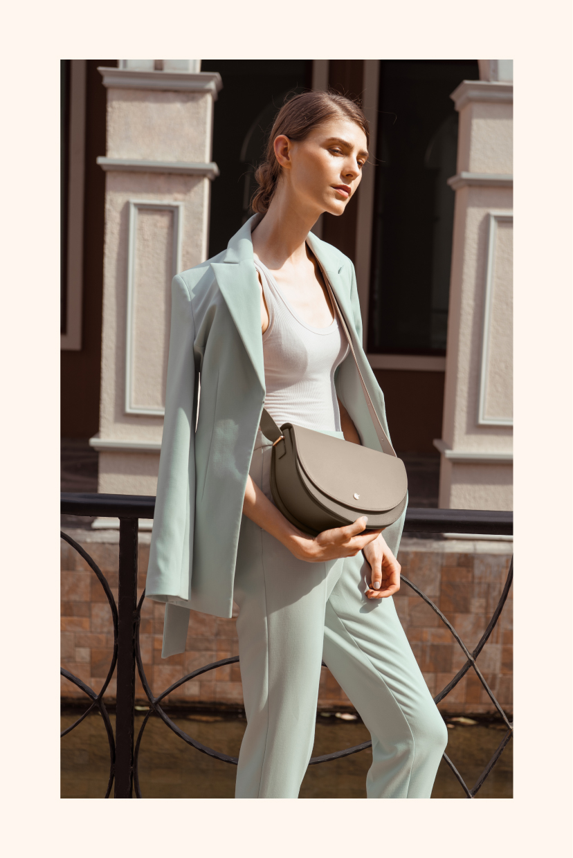 Half Moon - Crossbody