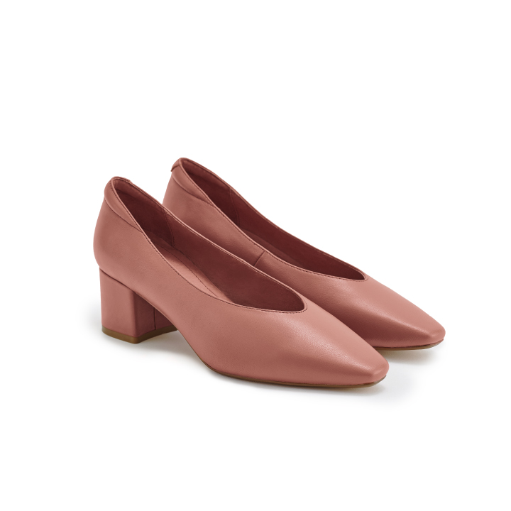 VERA Her Heels in Living Coral