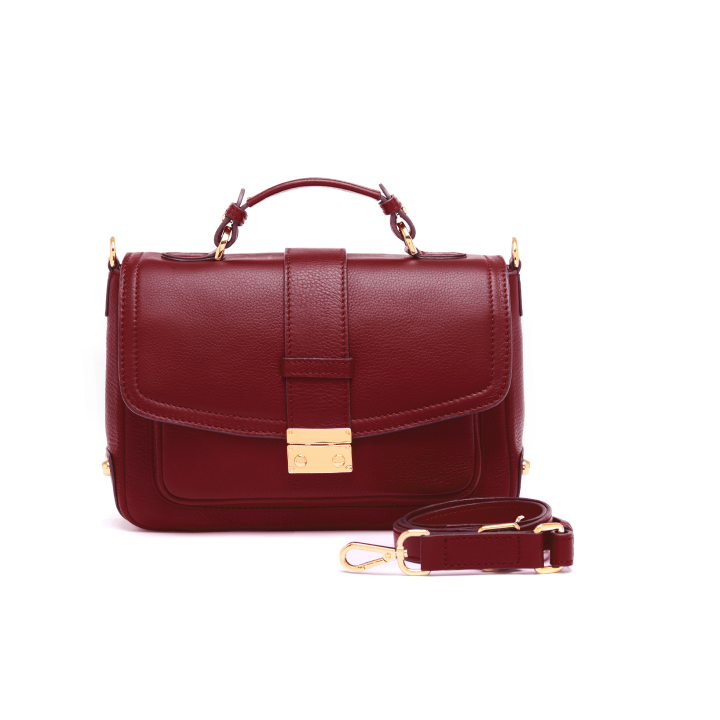VERA Little Taylor's in Red Wine