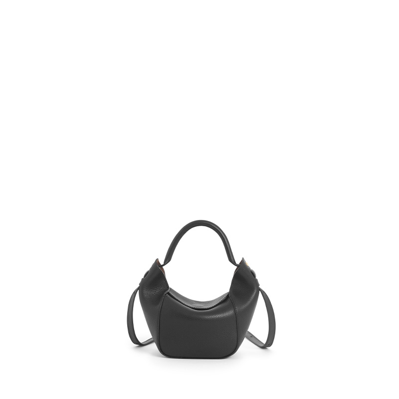 VERA Lundi13 in Black