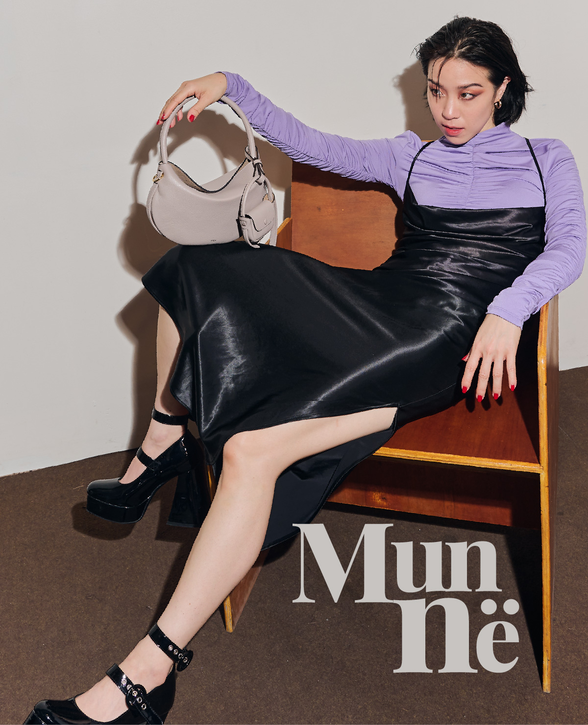 VERA Munne in Gray Owl