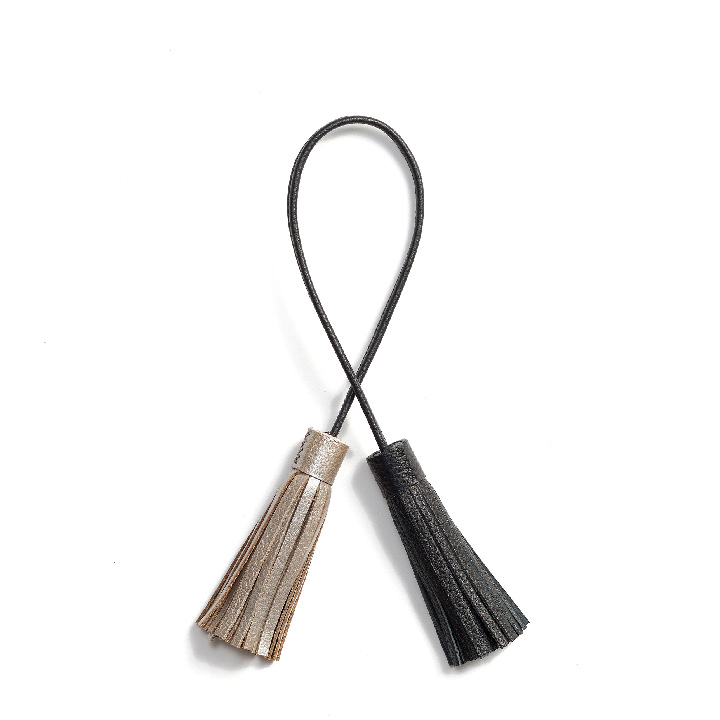 VERA Tassel in Black