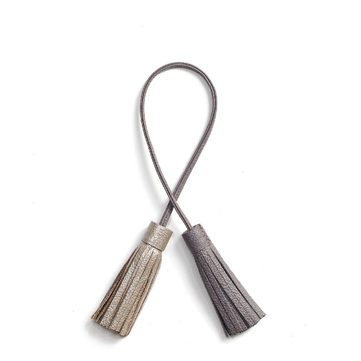 VERA Tassel in Paris Gray