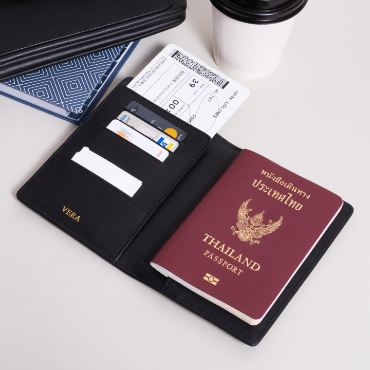 VERA Passport Holder