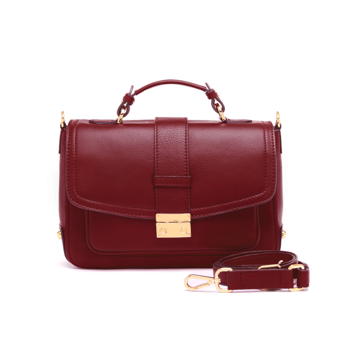 VERA Little Taylor's in Red Wine