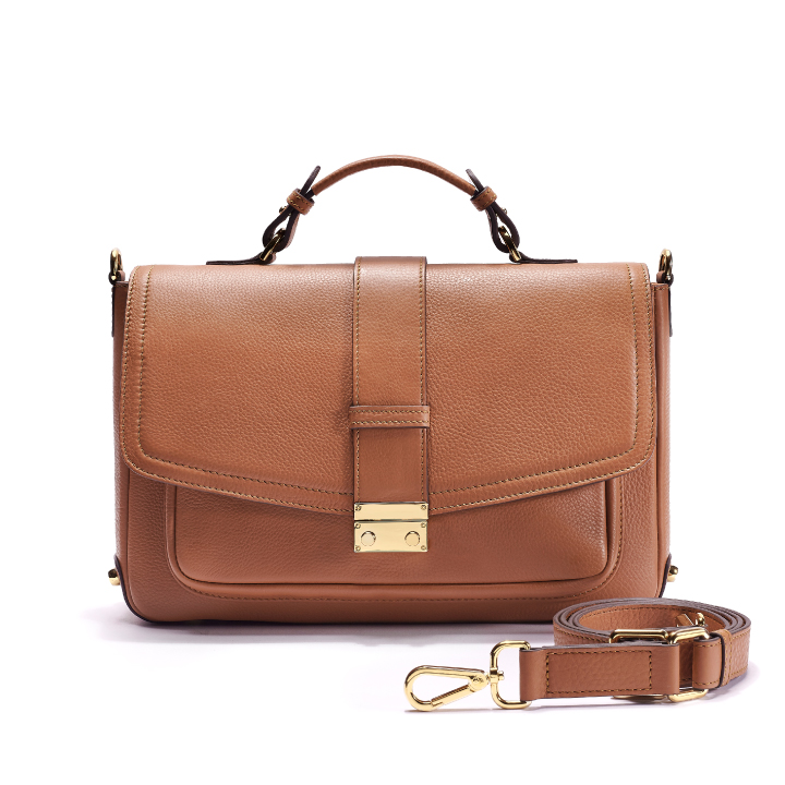 VERA Taylor's in Caramel