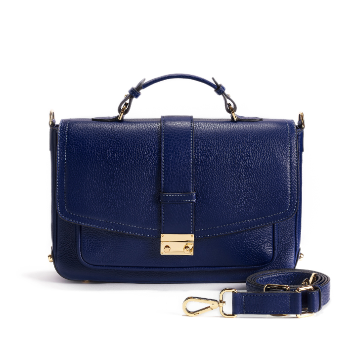 VERA Taylor's in Navy