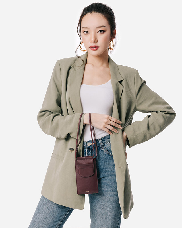VERA Best Millie Pouch in Burgundy