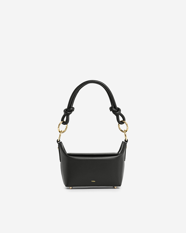 กระเป๋าคล้องไหล่และสะพายข้างหนังแท้ VERA COCO box Leather Shoulder and Crossbody Bag สี Black