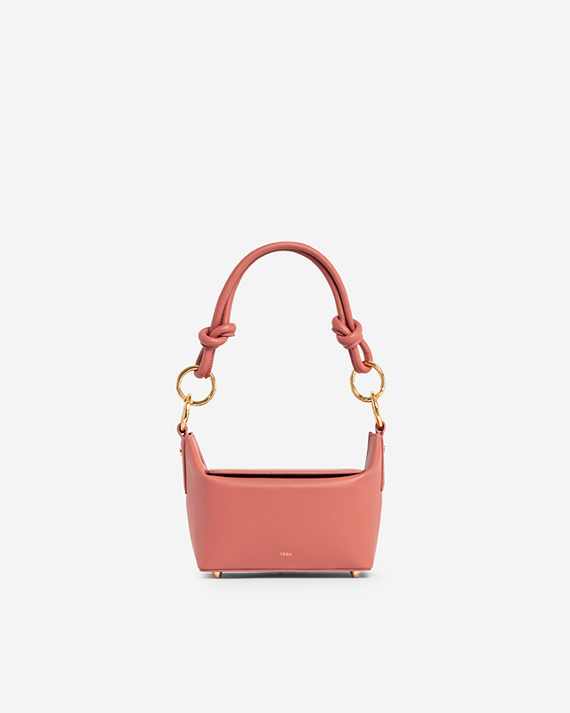 กระเป๋าคล้องไหล่และสะพายข้างหนังแท้ VERA COCO box Leather Shoulder and Crossbody Bag สี Brandy Apricot