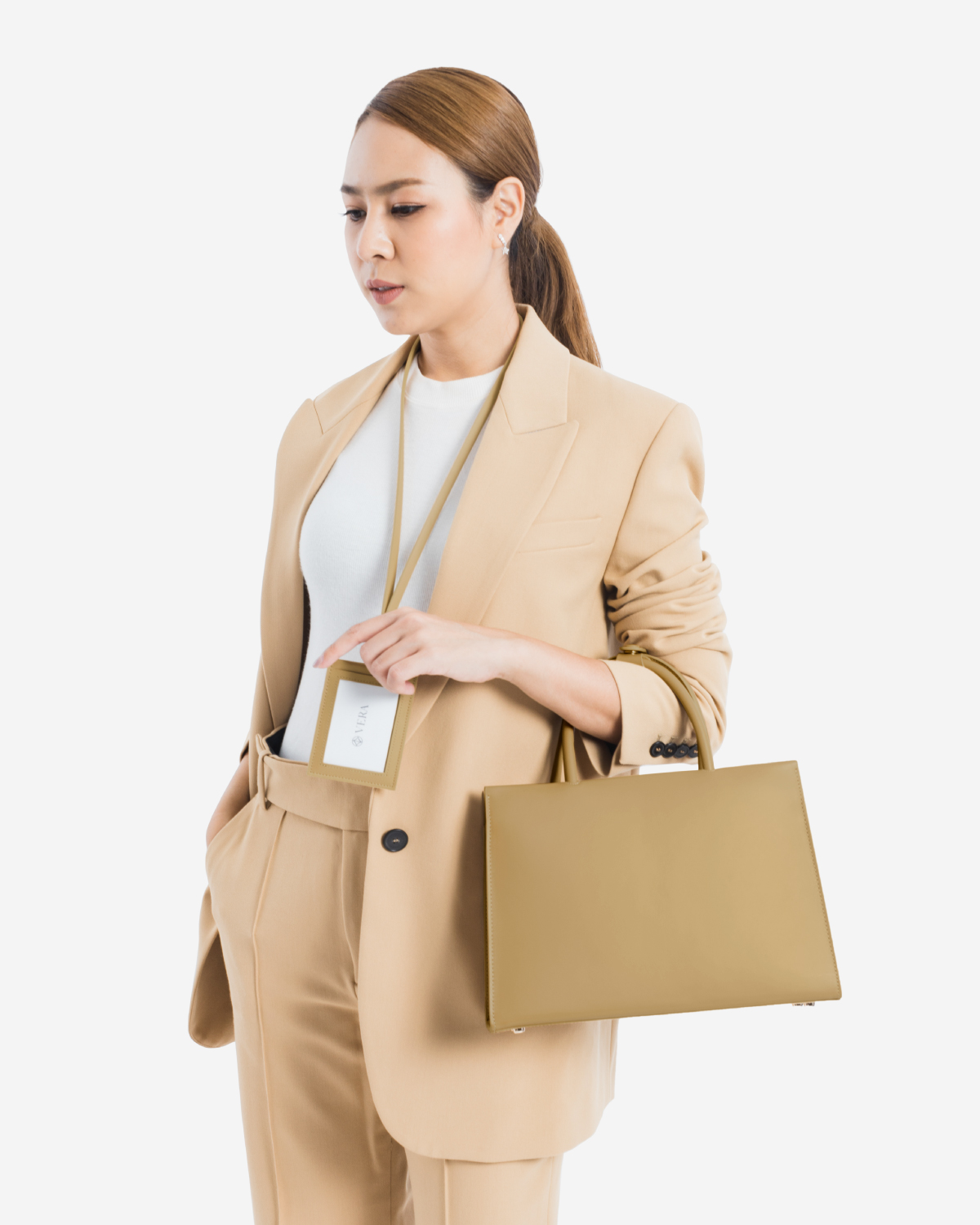 VERA Drew 11" in Camel