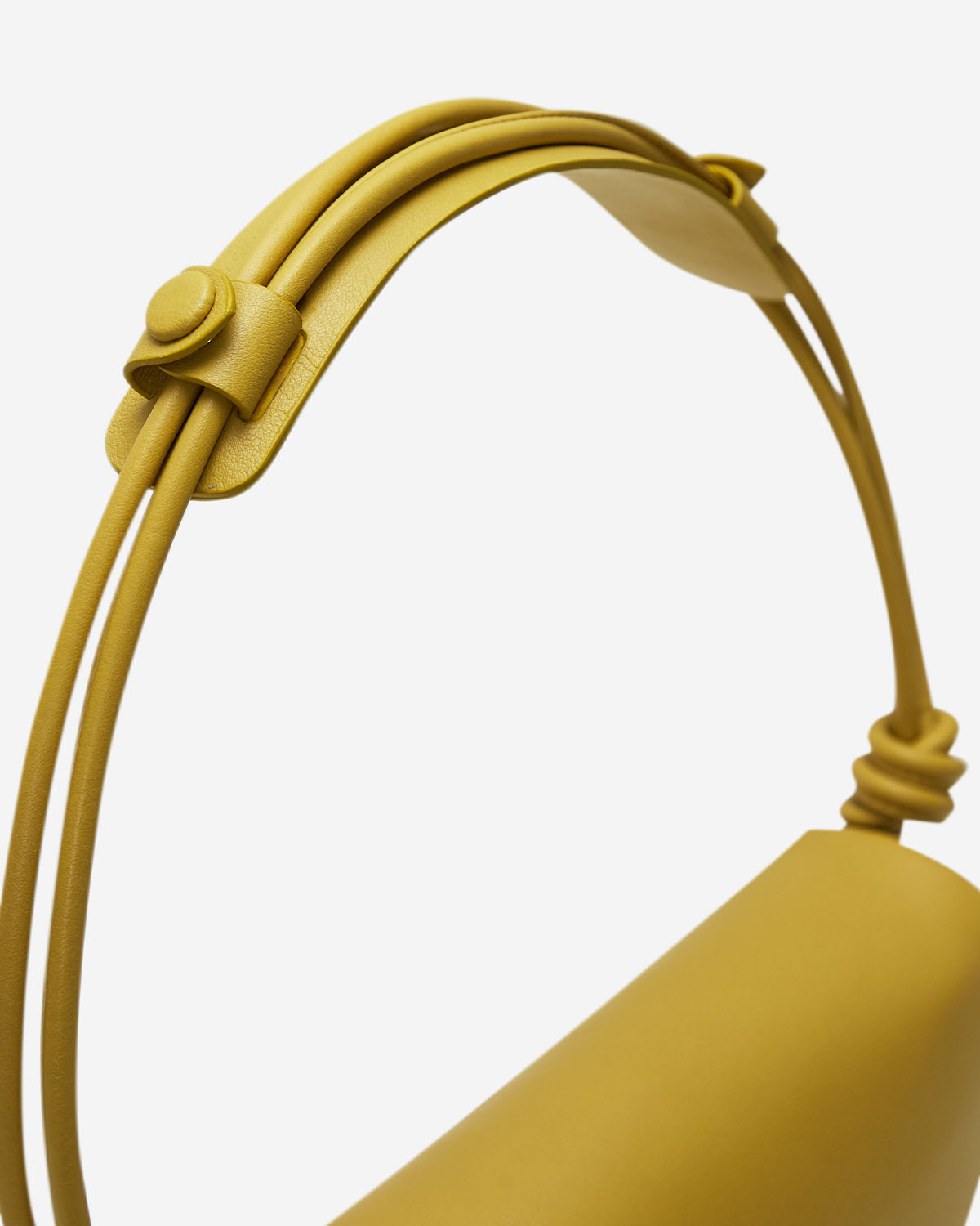 กระเป๋าสะพายข้างหนังแท้ VERA Enveloppe Leather Shoulder & Crossbody bag สี English Mustard