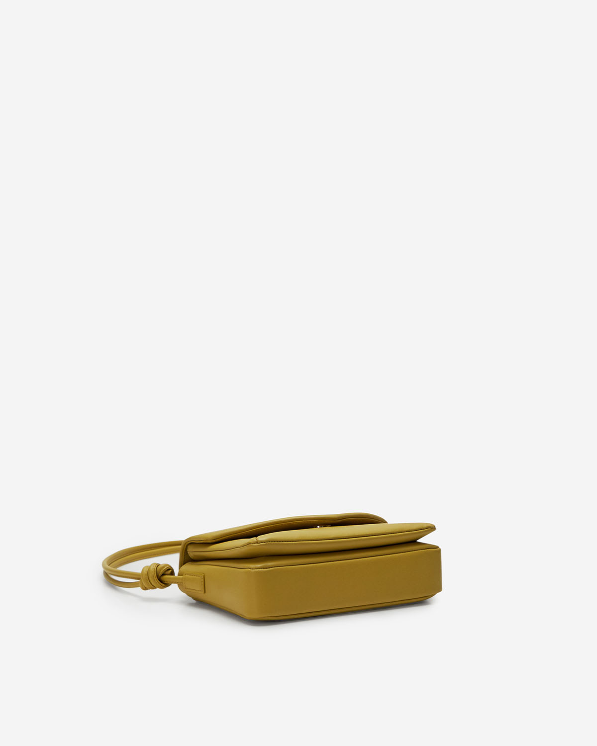 กระเป๋าสะพายข้างหนังแท้ VERA Enveloppe Leather Shoulder & Crossbody bag สี English Mustard