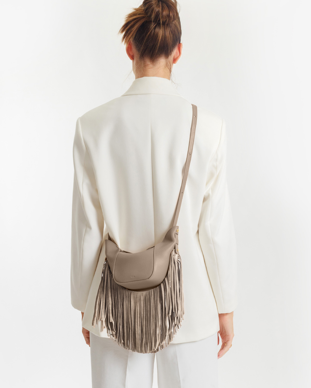 VERA Fringe in Taupe for Lundi 13