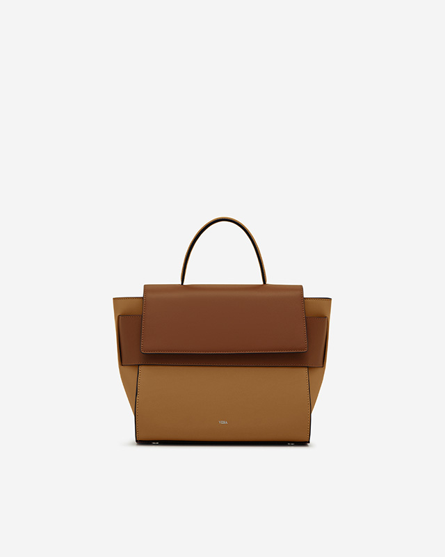 กระเป๋าถือหนังแท้ VERA Margo Leather Handbag, Size 24 สี Caramel