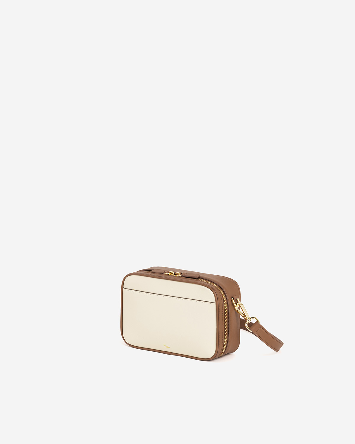 กระเป๋าสะพายข้างหนังแท้ VERA Snack Box Leather Crossbody bag สี Shokupan