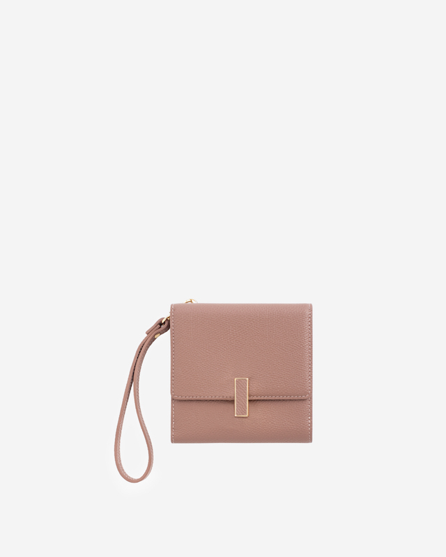 VERA Valen in Rose Tea