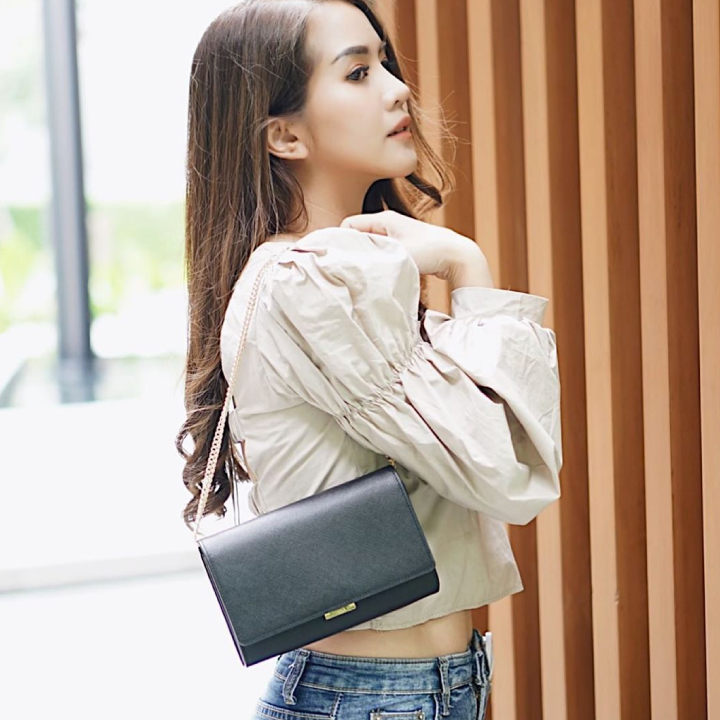 VERA Freda in Black